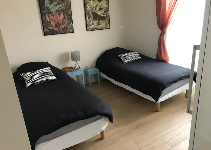 Appartement T2 Spacieux Et Equipe